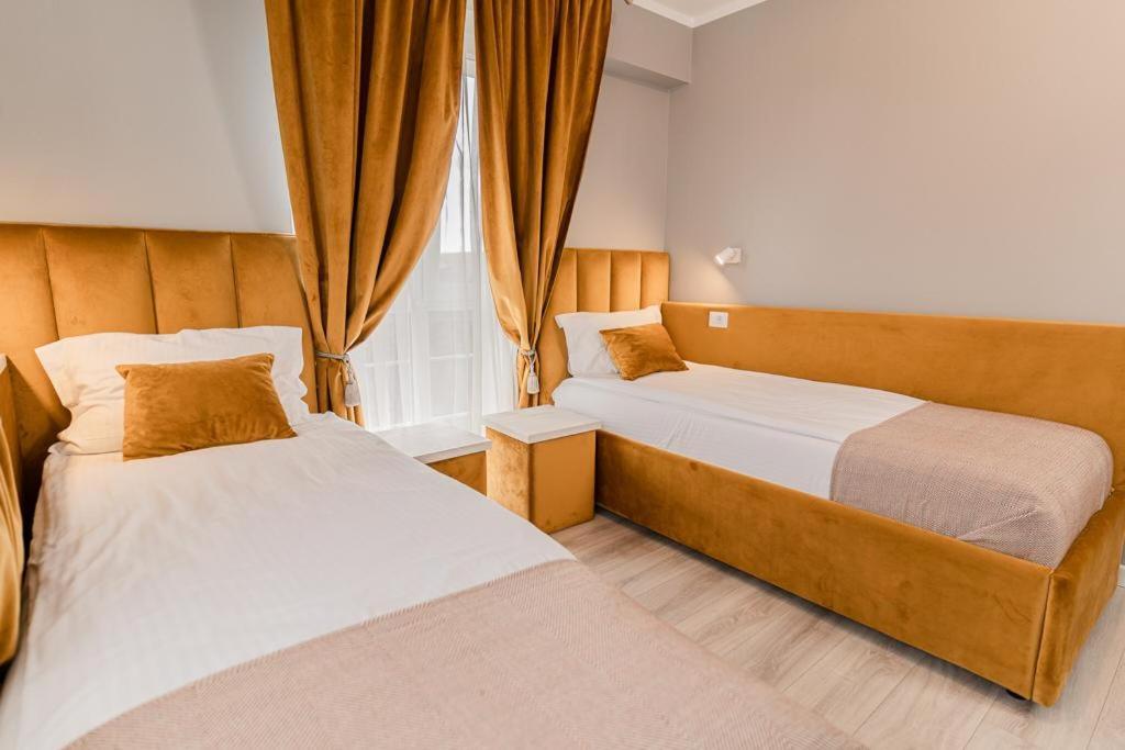 Pensiunea Elisei Affittacamere 3*
